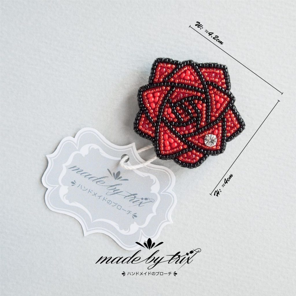 バラ①　赤　ビーズ刺繍ブローチ　(260606)