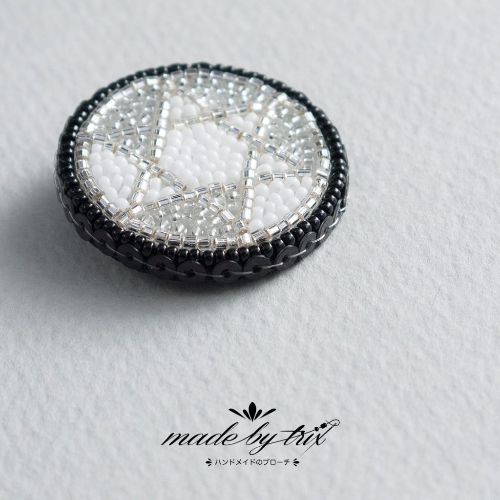 ダイヤモンド③　ビーズ刺繍ブローチ　(260703) 商品写真2